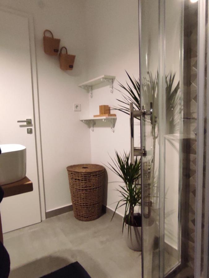 Ema Apartment Primosten Exterior photo